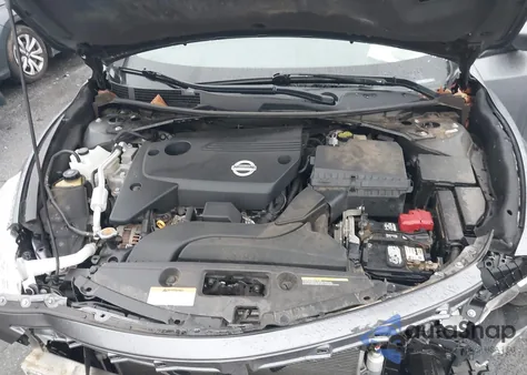 2015 Nissan Altima 2.5/2.5 S/2.5 Sl/2.5 Sv z USA, uszkodzony, nr VIN 1N4AL3AP1FN340347